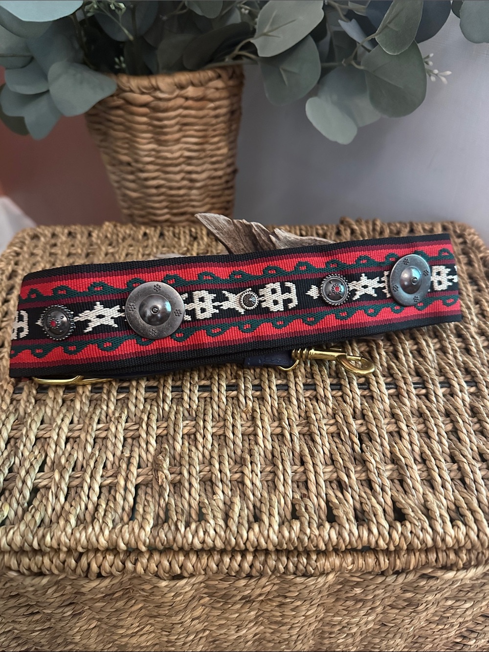Southwestern inspired navy blue leather brass tone clasps medallions belt/strap - Picture 11 of 15
